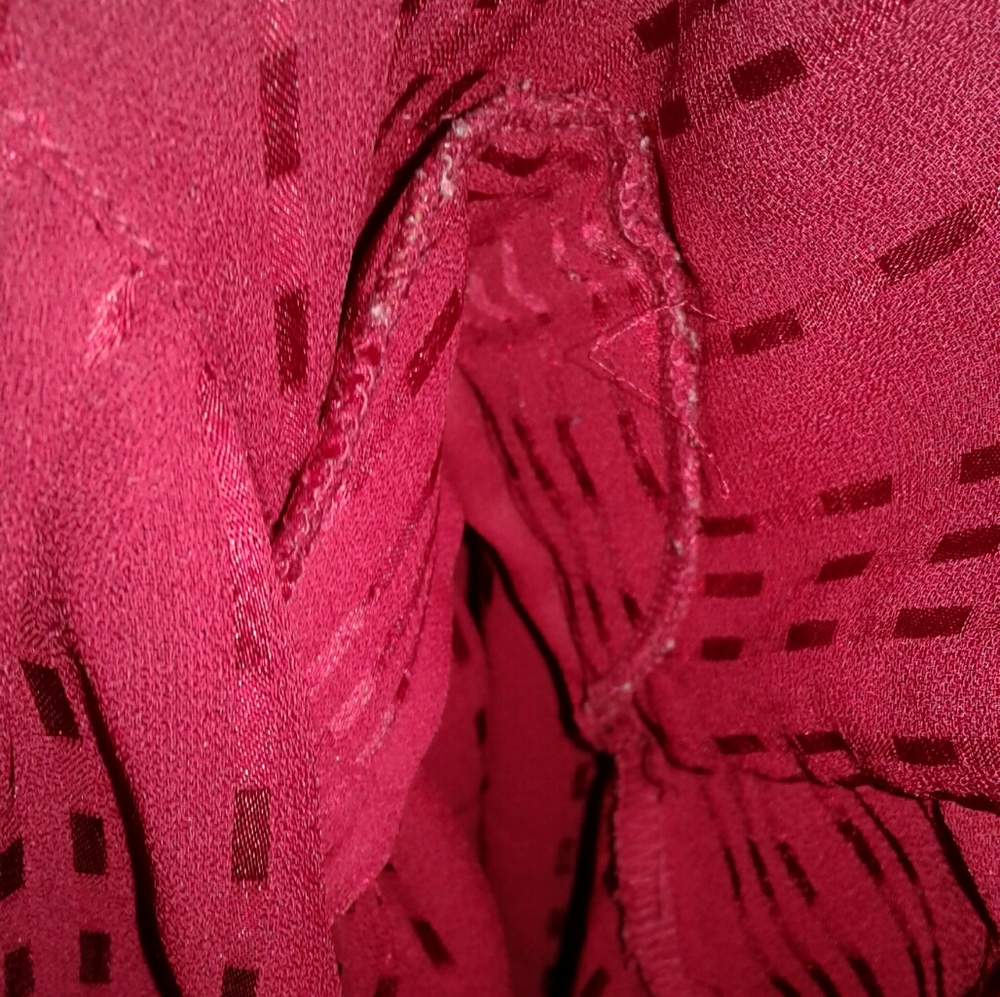 Options Red Blouse - Picture 5 of 7